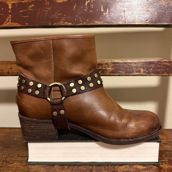 UGG Darling Harness Ankle Boot Whiskey Brown Cowboy Biker Booties - Picture 3 of 15
